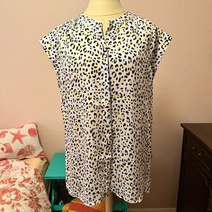Liz Claiborne white & yellow leopard print blouse top large